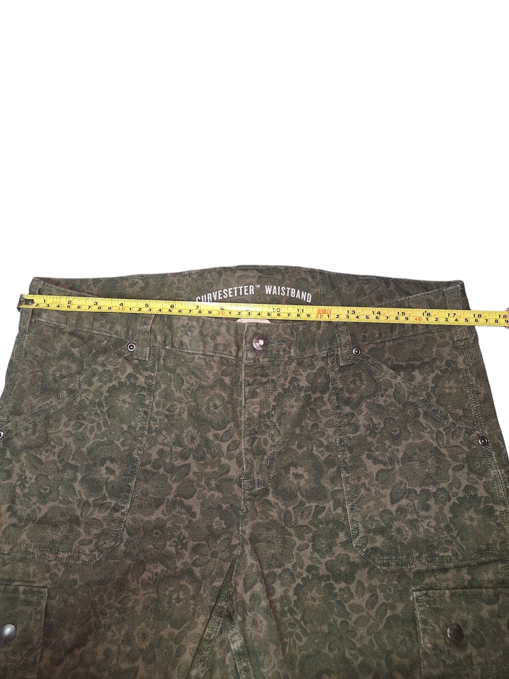 Duluth Trading Co Fkex Fire Hose Olive Floral Camo Cargo Pants 14x29, 8 Pockets! - Picture 3 of 13